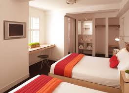 Stylish Hip Budget Hotel Rooms In New York City Pod Hotels Nyc Cheap Hotels Nyc Hotels Manhattan Hotels