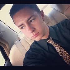 Vincent Holbrook's Instagram, Twitter & Facebook