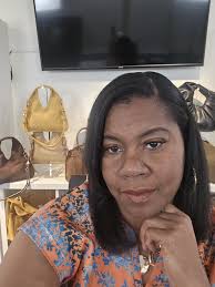 Happy Friday best friends! There will not be a showacse this evening. We  will be back with you tomorrow at 7 pm CST!