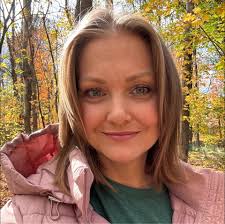 My gorgeous friend, Shawnee Flynn, has sadly passed away. I am just  heartbroken 💔 I'm SO grateful for friendship. You inspired me with your  loving heart even through your long & hard