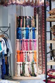 Clothes Shop Interior Boutiques Display Ideas Retail Stores 63 Ideas Clothing Boutique Interior Boutique Display Clothing Store Displays