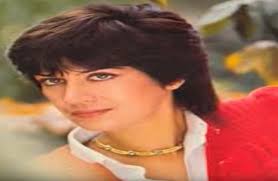 Ωστόσο στην τελευταία εκπομπή της φετινής σεζόν για το πρωινό αντ1, φαινόταν στενοχωρημένη και προβληματισμένη. Deite Pws Einai Shmera H Litsa Diamanth In Gr