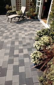 30 Smart Garden Patio Flooring Ideas To Try In 2020 Garden Paving Block Paving Patio Patio Garden
