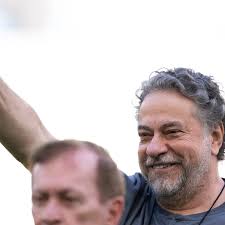 Vice Harry Massis será presidente do SPFC se Casares levar impeachment