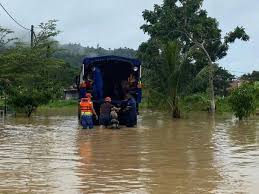 823 likes · 36 talking about this. Banjir Di Pantai Timur Makin Buruk Jumlah Mangsa Kini Melebihi 9 000