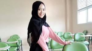 By eddbee9095 kamis, 28 januari 2021 edit. Gadis Cantik Ini Akhirnya Pulang Setelah 3 Hari Menghilang Koran Madura