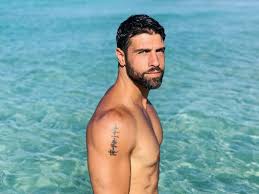 Комедія, драма, 1 год 40 хв італія • марко різі. Pin On Romantic Heroes