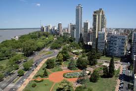 Rosario La Ciudad Moderna Donde La Historia Asoma A Cada Paso Ciudades De Argentina Ciudad Moderna Viaje Argentina