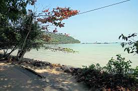 Monkey beach is located on the edge of penang national park on the northwestern coast of penang island. Nationalpark Penang Tipps Und Infos Fur Deinen Besuch