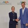 Sheinbaum descarta crisis con España y pide valorar pueblos indígenas