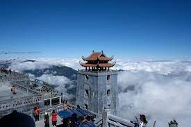 Now, you can reach the 'roof of indochina' in just 15 minutes. Gigantischer Ausblick Sun World Fansipan Legend Sapa Reisebewertungen Tripadvisor