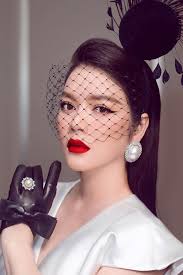 Cô chưa bao giờ công khai người đàn ông của mình. Ly Nha Ká»³ Tiáº¿t Lá» Ly Do Bá» áº¿ Bao NgÆ°á»i Lao Ä'á»ng
