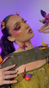 have another lil transition🦋 why is insta making the sound out of time  too🥲🥲🥲, @madebymitchell curve case , @beautybay shadows ,  @kyliecosmetics lipliner, @got2b