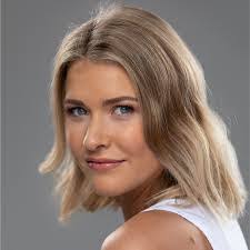 Javon Reeves's Instagram, Twitter & Facebook