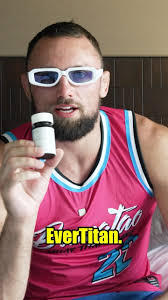 This Cialis came in clutch for the next episode of @elsegundopodcast you’ll  see why this Friday 😅 Thank you @evertitanhrt for keeping us solid,