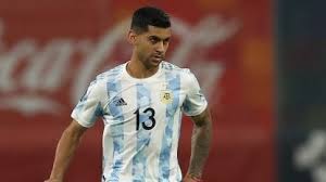 Romero realizó ejercicios con pelota y mañana será exigido por el cuerpo técnico para determinar su regreso a la formación titular. Quien Es El Cuti Romero El Jugador En La Mira Del Manchester United Diario Con Vos