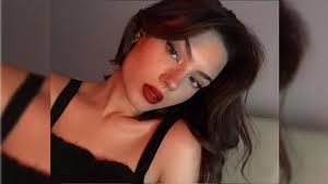 Fenomen Petek Alemdar'dan yeni çıplak içerikler sızdı!