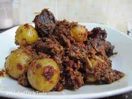 Resep Rendang Daging Sapi Kentang A La My Mom My Mom S Beef Rendang Daging Sapi Makanan Dan Minuman Kentang