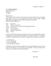 Di dalam membuat surat lamaran kerja tulis tangan mimin ada beberapa anjuran ini, supaya terlihat lebih profesional dan diketik di komputer lalu di print out. Contoh Surat Lamaran Pekerjaan Di Toko Buku Contoh Surat
