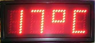 Die temperaturanzeige ist ein einbauinstrument, welches in der regeltechnik signale von temperatursensoren verarbeiten und anzeigen können. Act Gmbh Led Displays Zeit Und Temperaturanzeige