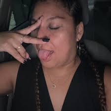 What is the best way to walk to Disneyland from Staybridge Suites?