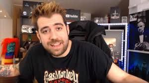 November 5, 1988), better known online as auronplay (or simply auron), is a spanish youtuber who uploads comedy videos to his youtube channel. En Internet Culpan Al Youtuber Auronplay De Los Incendios Del Amazonas Marca Com