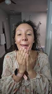 Robin Deskins's Instagram, Twitter & Facebook