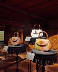 Exklusive mode von top designern. Gucci Gucci Twitter