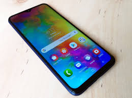 Test Samsung Galaxy M20 Smartphone ...