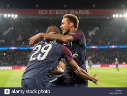Мбаппе килиан / mbappé kylian. Jubel Neymar Paris Nach Seinem Tor Zum 3 0 Mit Kylian Mbappe L Paris Fussball Champions League Vorrunde 2 Spieltag Gruppe B Paris St Germain Fc Bayern Munchen M Am 27 09 2017 In