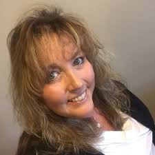 Sara Batson (@saraREEGT)