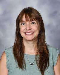 Julie Vestal's Instagram, Twitter & Facebook