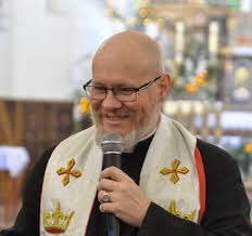 Piotr adamczyk is a popular polish film, television and stage actor. Nowy Szef Diecezjalnego Eteru Tarnow Gosc Pl