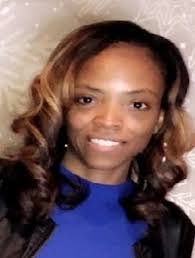 Lindsay Flint's Instagram, Twitter & Facebook