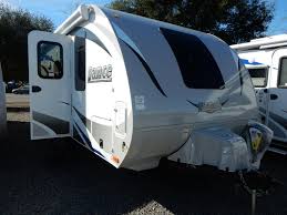 2021 lance 21 ft travel trailer rv walk around with travel couple. Top 5 Best 4 Seasons Travel Trailers Under 6 000 Lbs Gvwr Rvingplanet Blog