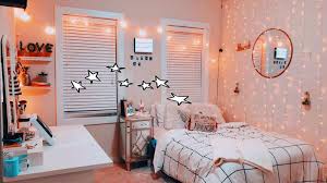 We found plenty of inspiration to help you decorate a teenager's room that they'll totally love. Pin On R O O M