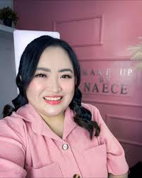 I don't often put this much effort into myself, but today felt like the  right time. My Korean look for the Kadavibe: Creators Konnect at the NCCC  VP. 🥰 It takes someone