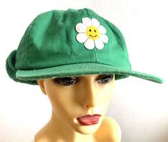VTG 70s Green Flower Smiley Face SNAP BACK FLAP HAT CAP Sherpa USA!  ADJUSTABLE