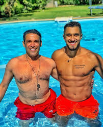 زفاف اخو سعد الصغير محمود الحسينى ياعينى علينا قناة حماده زناتى 01000539810. ØµÙˆØ± Ù…Ø­Ù…ÙˆØ¯ Ø§Ø¨Ù† Ø³Ø¹Ø¯ Ø§Ù„ØµØºÙŠØ± ÙŠØ®Ø·Ù Ø§Ù„Ø£Ø¶ÙˆØ§Ø¡ Ù…Ù† ÙˆØ§Ù„Ø¯Ù‡ Ø¨ÙˆØ§Ø¨Ø© Ø£Ø®Ø¨Ø§Ø± Ø§Ù„ÙŠÙˆÙ… Ø§Ù„Ø¥Ù„ÙƒØªØ±ÙˆÙ†ÙŠØ©