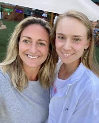 Elena Rybakina with Mary Pierce 😁❤️