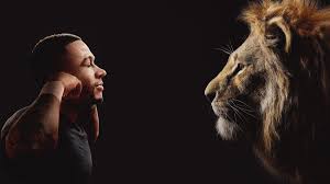 The lyon ace enjoyed a wild day in lockdown posting pictures cuddled up to the exotic creature on his instagram amid the coronavirus crisis. Memphis Depay Lion Tattoo