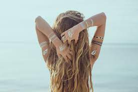 Machen sie ihr haare schon vor dem schwimmen nass. So Farbst Und Pflegst Du Dein Blondes Haar Im Sommer Richtig