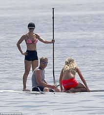 Igor kokoskov confirmed before friday's final home game of the season that booker will not play in phoenix's final three games after rolling his left ankle. Tana Ramsay Shows Off Abs On Paddle Boarding Session With Gordon And Daughters Daily Mail Online