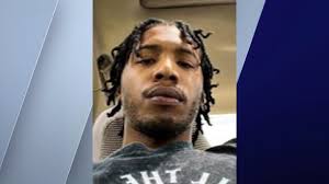 JUST IN: The man wanted for allegedly killing his sisters in Streamwood was  taken into custody last night, according to police. Story:  https://tinyurl.com/yp77pevt