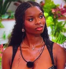 Freida Brooks's Instagram, Twitter & Facebook