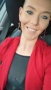 MODEL looking to help with people trying to grow and needing experience!