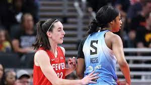 Caitlin Clark has the last laugh in spicy first WNBA encounter with Angel  Reese - The Mirror US