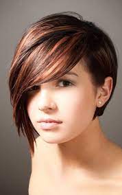 Elles ont décidé de conjuguer visage rond et féminité. Epingle Sur Cheveux Beaute