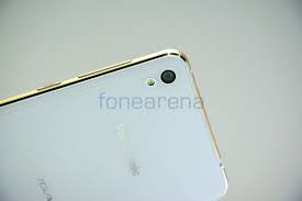 Panasonic Eluga Arc 2 Hands On ...