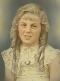 Gwenneth Annette 'Gwen' WALSH